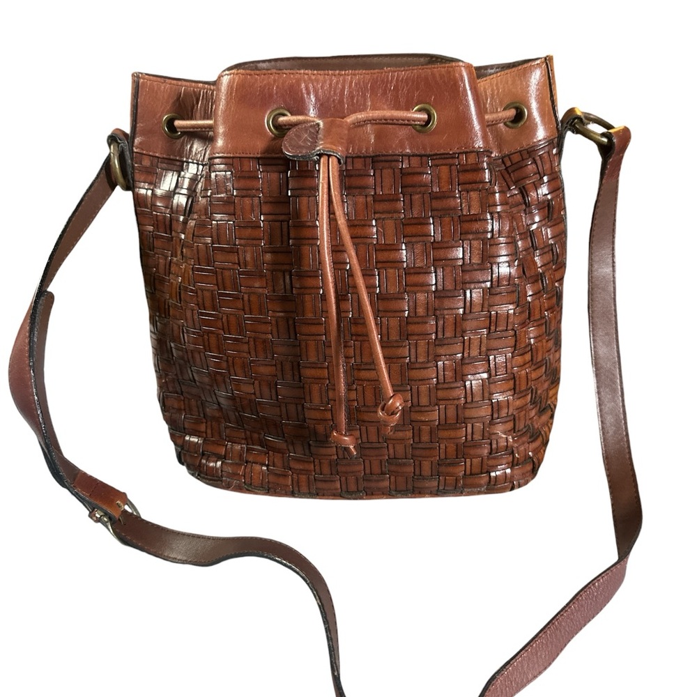 Vintage Dillards Brand Brown Leather Woven Bucket Drawstring Shoulder Bag 90’s
